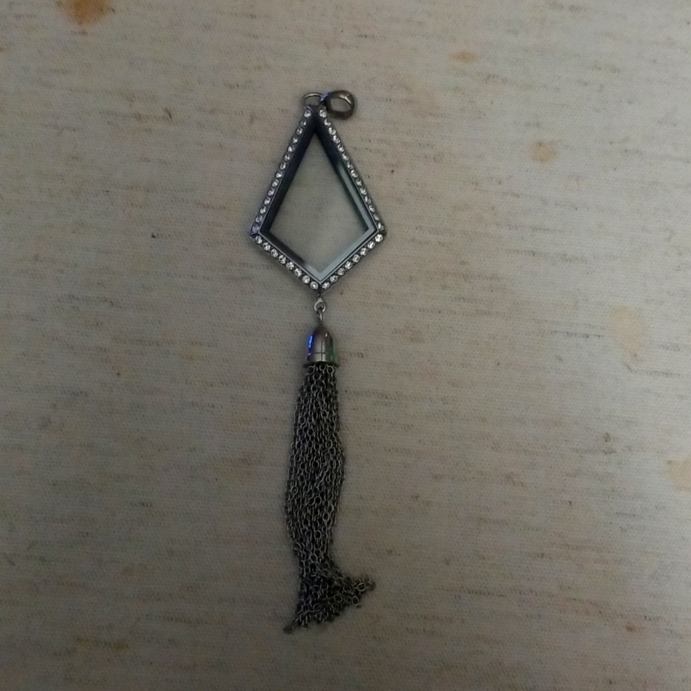 Geo Convertible Locket
